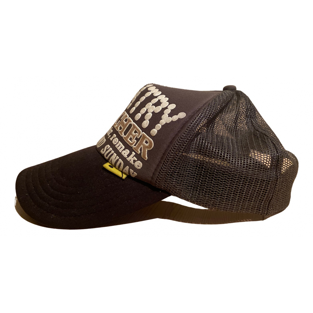Hat Kapital Grey size L International 